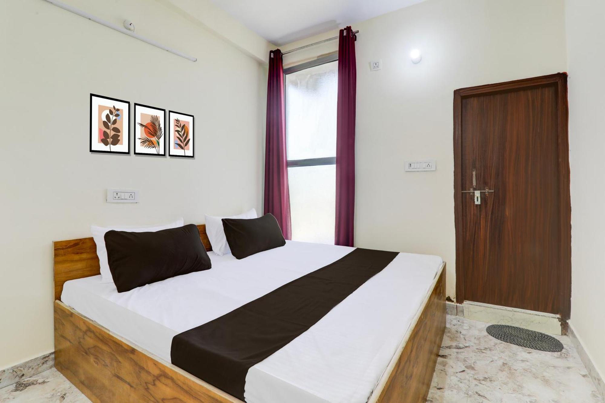 Chinhat Hotel O Rn מראה חיצוני תמונה
